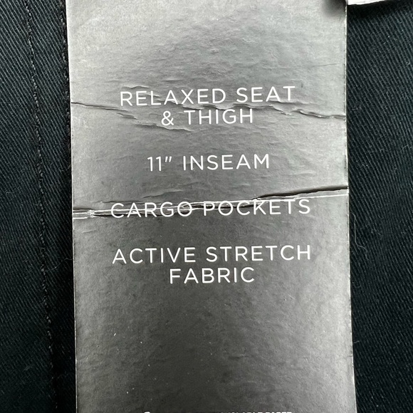 Lee Black Active Stretch Relaxed Fit 11 Inch Cargo Shorts - Size 30, NWT - Picture 9 of 13